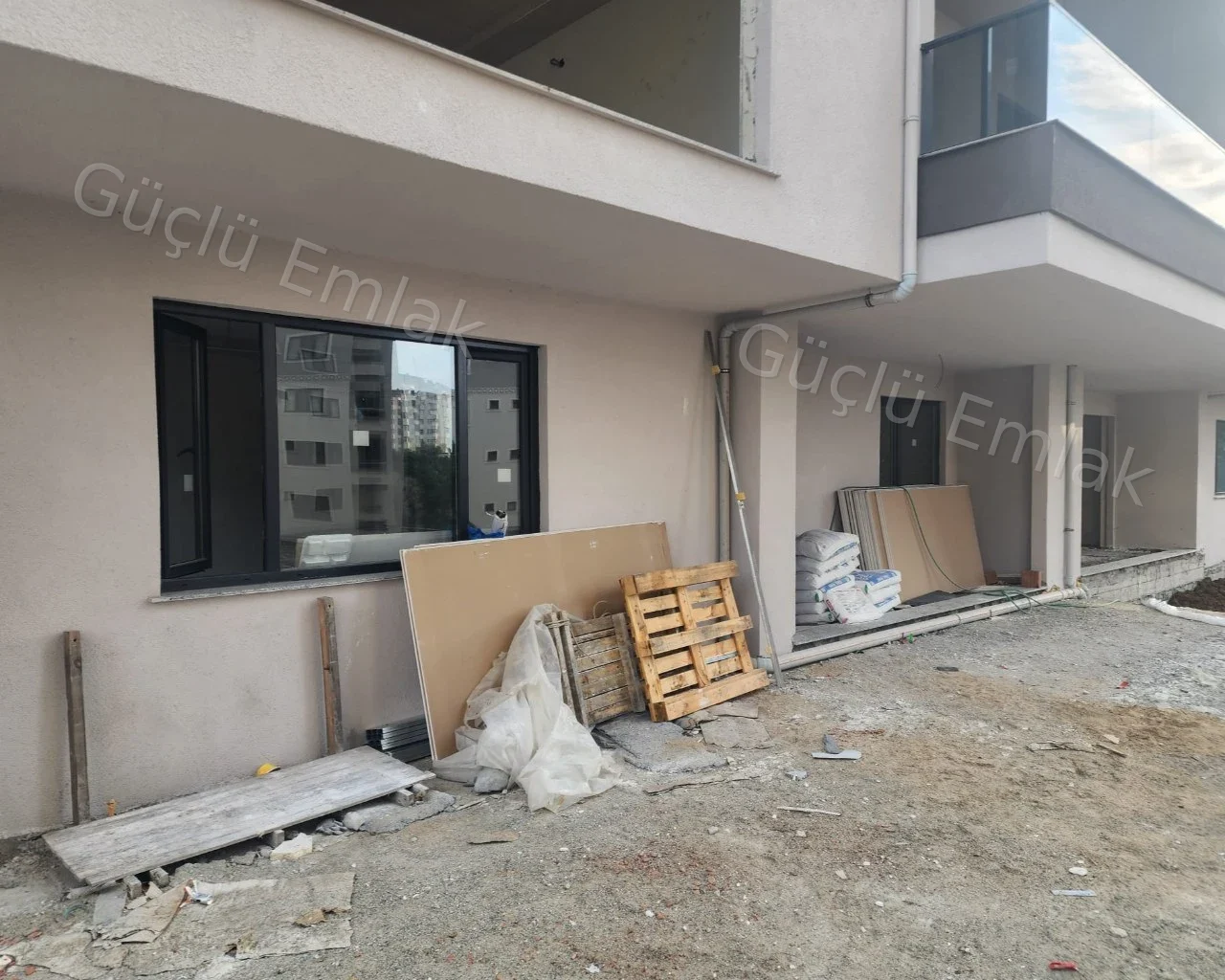 Fener Altınpark'ta Havuzlu, 2+1, Zemin Kat. FIRSAT FİYAT - 24. fotoğraf