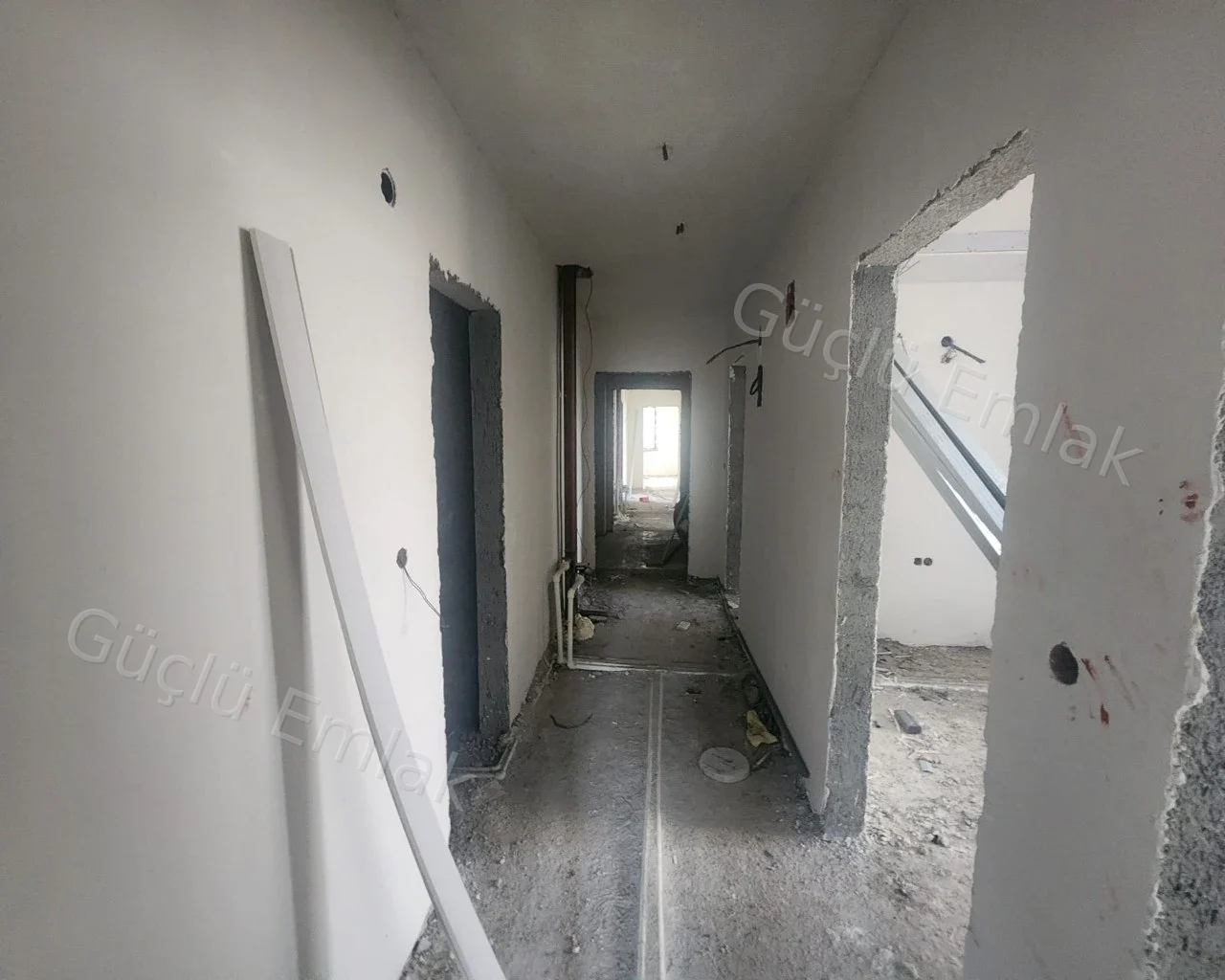 Fener Altınpark'ta Havuzlu, 2+1, Zemin Kat. FIRSAT FİYAT - 17. fotoğraf