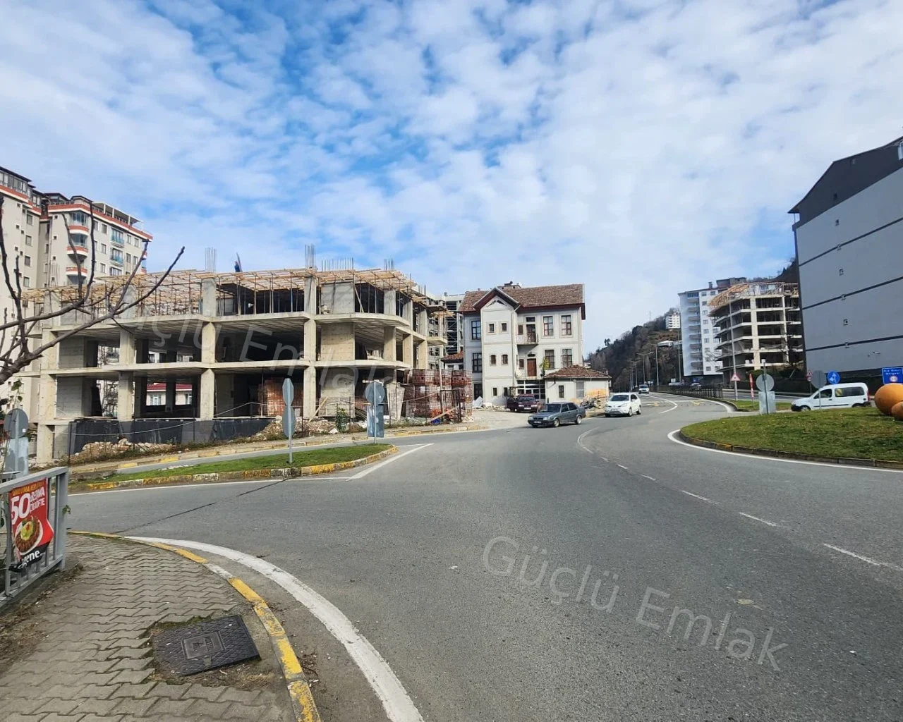 Değerli Bölge ve konumda eşsiz Dükkan 700mt2 Net. Kısa süreliğine - 22. fotoğraf