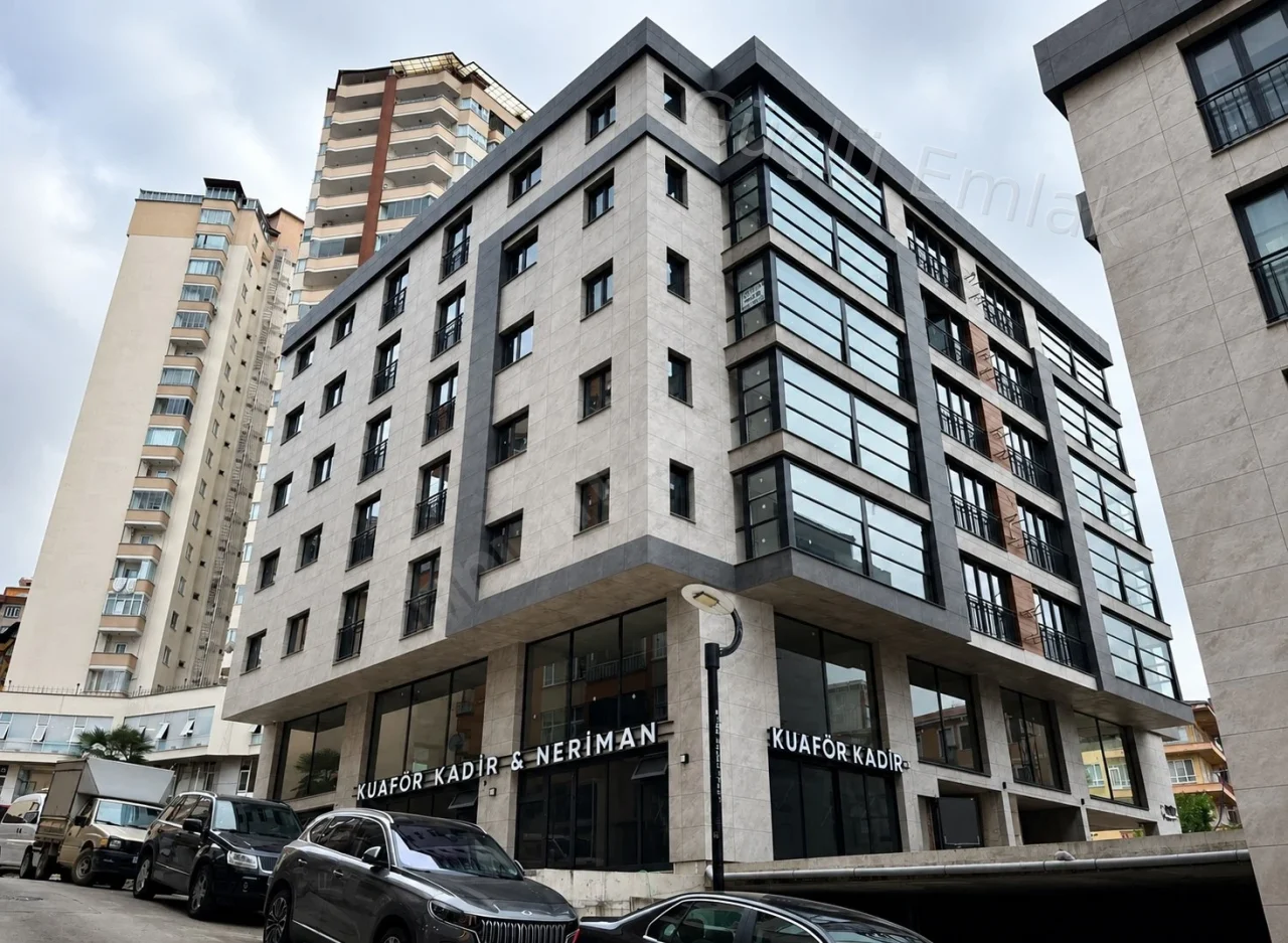 Şehrin Göbeğinde Kuyumcular SokağındaKapalı Otoparklı Lüks Daire - 2. fotoğraf