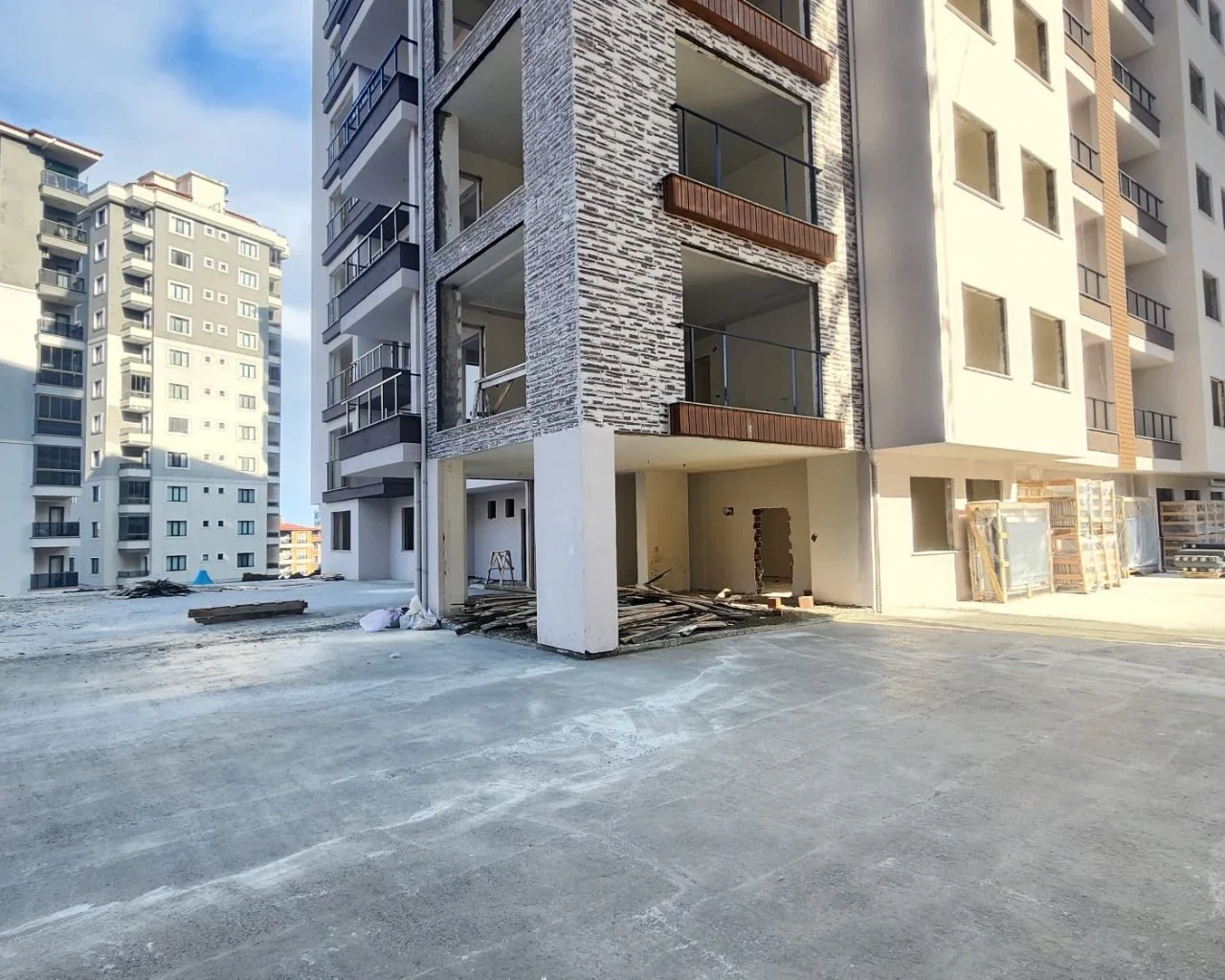 Site için tek dükkan tapulu vadeli ödeme imkanı - 5. fotoğraf